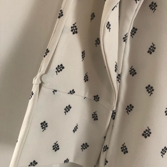 Ann Taylor blouse - medium - Picture 2 of 3